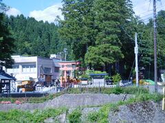 祭りの為　道路が通行止めになっていた
回り道をして　ちょっとだけ写真を

今から見どころのようで　見物客が集まってきていた

須波阿須疑神社です