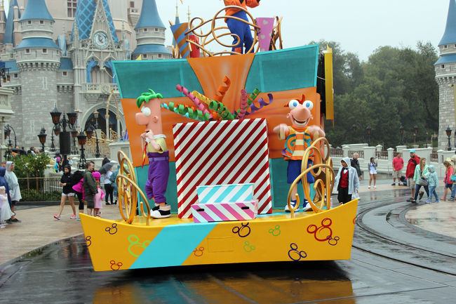 日本ではイマイチ人気のフィニアスとファーブ。<br />僕はディズニーチャンネルを視聴しているので結構テンション上がりました。