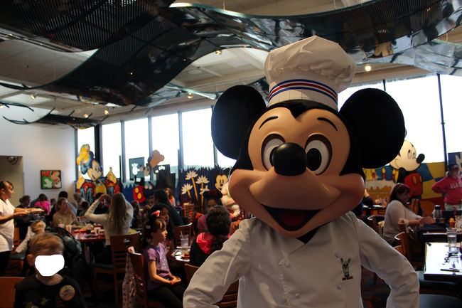 でも、ミッキー来ちゃうと許しちゃう。