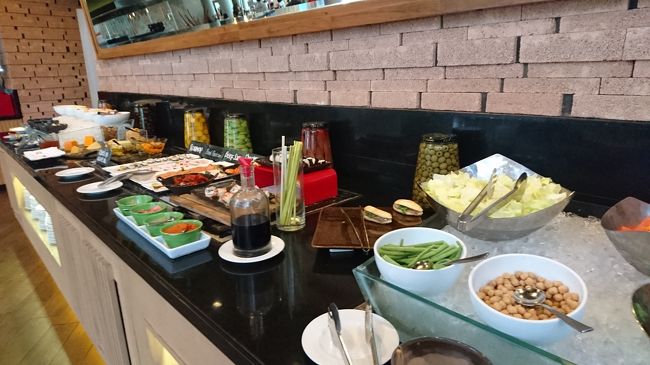 会場は既に大変な賑わいでした。