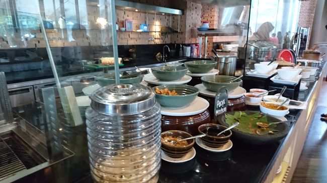 新規オープンから数年位の期間は<br />特段に力が入っているものです。<br />しかし、問題なのはその後。<br /><br />段々と簡素化されて行くのが普通ですが･･･。<br />今のクオリティを維持して欲しいと思います。