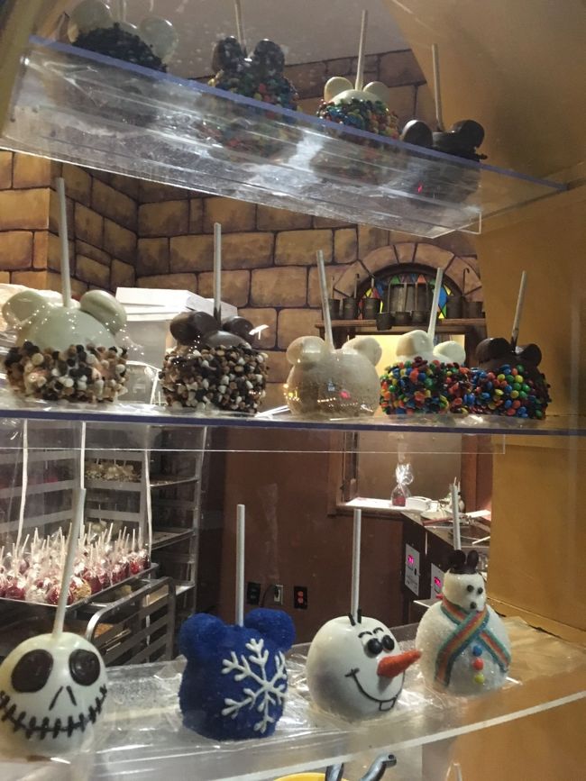 こんなものも♪<br />可愛い～♪ キャンディーのお店だったかな。。