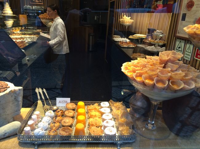 ホテルに帰るまでブラブラ歩いていたら可愛いお菓子屋さんを発見。