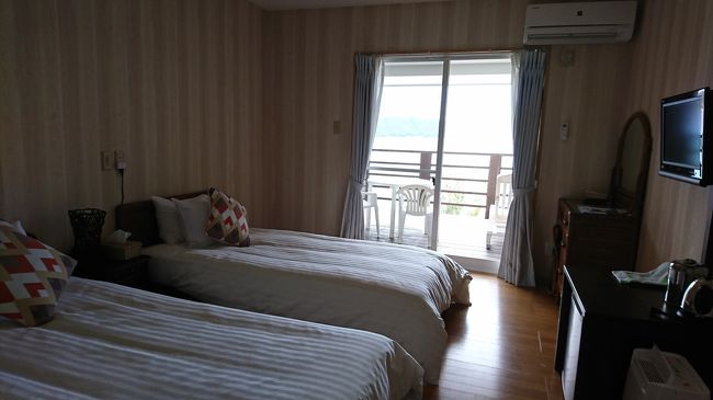 2階建てで、エレベーターはありません。<br />きれいなお部屋で、スリッパやアメニティ、洗濯物かご、洗濯用ロープなど置いてあります。