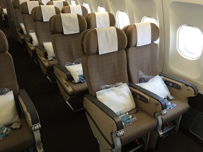スイス国際航空ビジネスクラスで行くスイス 成田国際空港第1ターミナルにある Anaラウンジ スイス インターナショナル エアラインズの ビジネスクラス エアバスa340 300 の機内サービス 成田 チューリッヒ間 チューリッヒ国際空港ターミナル1にあるブランド
