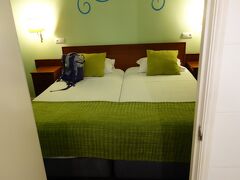 ホテルはレジデンシャルフロセンテ。
フロントはいつも定年退職後のおじいちゃん達？ばかりでした。
