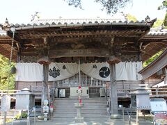 第14番札所、常楽寺。
このお寺には山門がなく、また本尊に弥勒菩薩も珍しい。