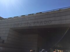 プラド美術館の入り口

34年前にも来たはずだけど、全く記憶がなかった…