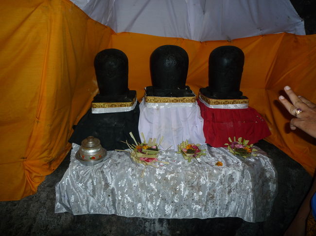 男性のシンボル型石像<br />…だそうです。<br />