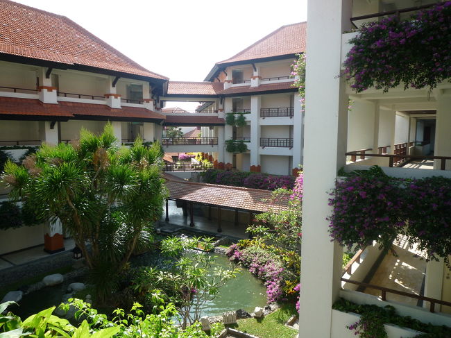 私たちは、地図右上のノースヴィレッジだったのでまだロビーに近い方だと思います。<br />