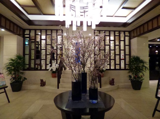 本館からプールヴィラまで歩いて戻り