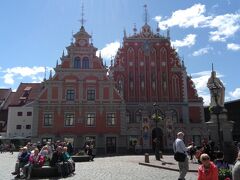 去年まで大統領官邸として使われてたらしい。
今年後半から公開予定と書いてあったが。。。まだっぽい。