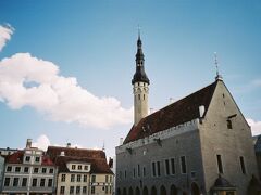 歩き方によると北欧で唯一残るゴシック様式の旧市庁舎、ってエストニアって北欧に区分されるの