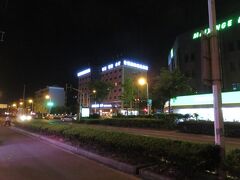 10分弱で今宵のホテル「上海景悦国際精品酒店」

地図では違うホテル名称になっています