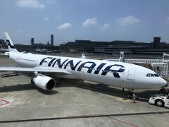 成田空港第２ターミナルから、フィンエアーで出発。
残念ながらマリメッココラボのウニッコ柄の機体ではありませんでした。