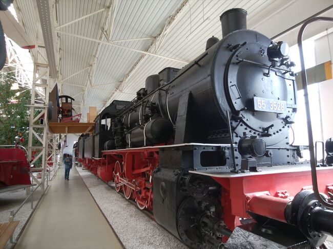 蒸気機関車です。