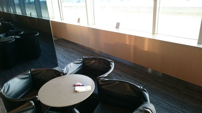 途中でkanaさま＆ドラえもんさまからご連絡を頂き、ラウンジでお二人を待ちますが、電車遅延でお会いできず・・・