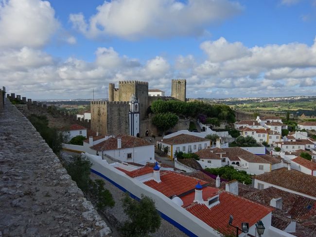 手すりがあるところは　一　切　ありません