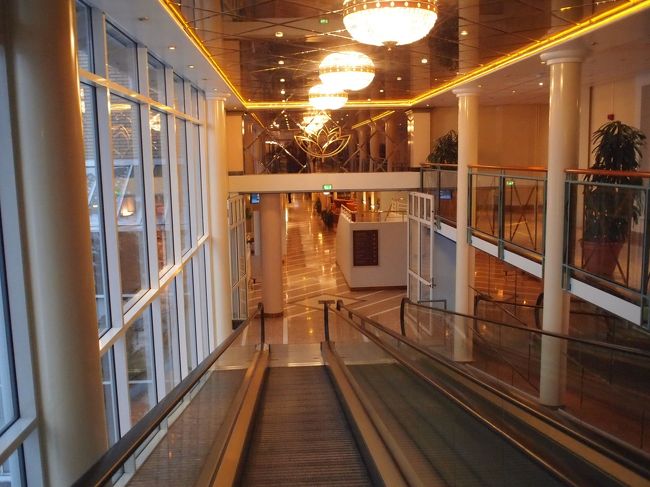 そして、ついに最終日の朝。<br /><br />朝食ビュッフェに向かいます。