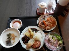 月曜７時前。しっぽく料理のコーナーから選びました。