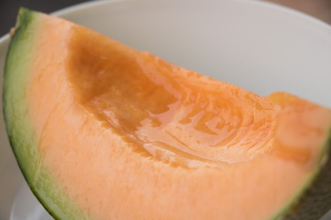 こちらは熟してもちろん美味しかったけど<br />茨城のアンデスメロンの方が美味しいかな（笑）<br />でも富良野メロンは喉がイガイガしなかったです。