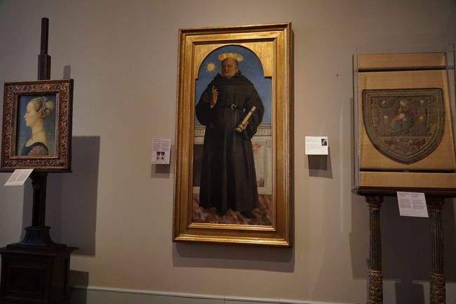 そしてこれがピエロ・デッラ・フランチェスカの作品。「聖ニコラ・トレンティーノ」です。