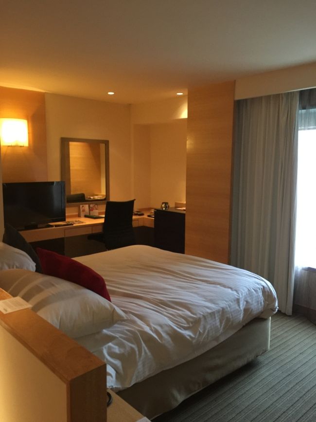 ホテルの場所はブキッ・ビンタン。<br />PARKROYAL  駅近で料金安く親切<br /><br />東南アジアはホテル料金が安くて助かる。それに比べて<br />香港は、、、！