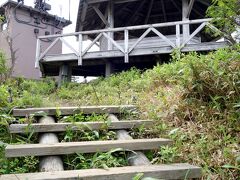 １５分でステキな東屋に到着ー！

お弁当食べるのにいい場所。