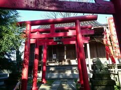 鶴岡城址の一郭には御城稲荷神社が鎮座しています。