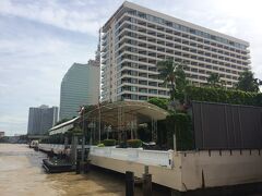 翌朝はここへ。
Mandarin Oriental Bangkok。