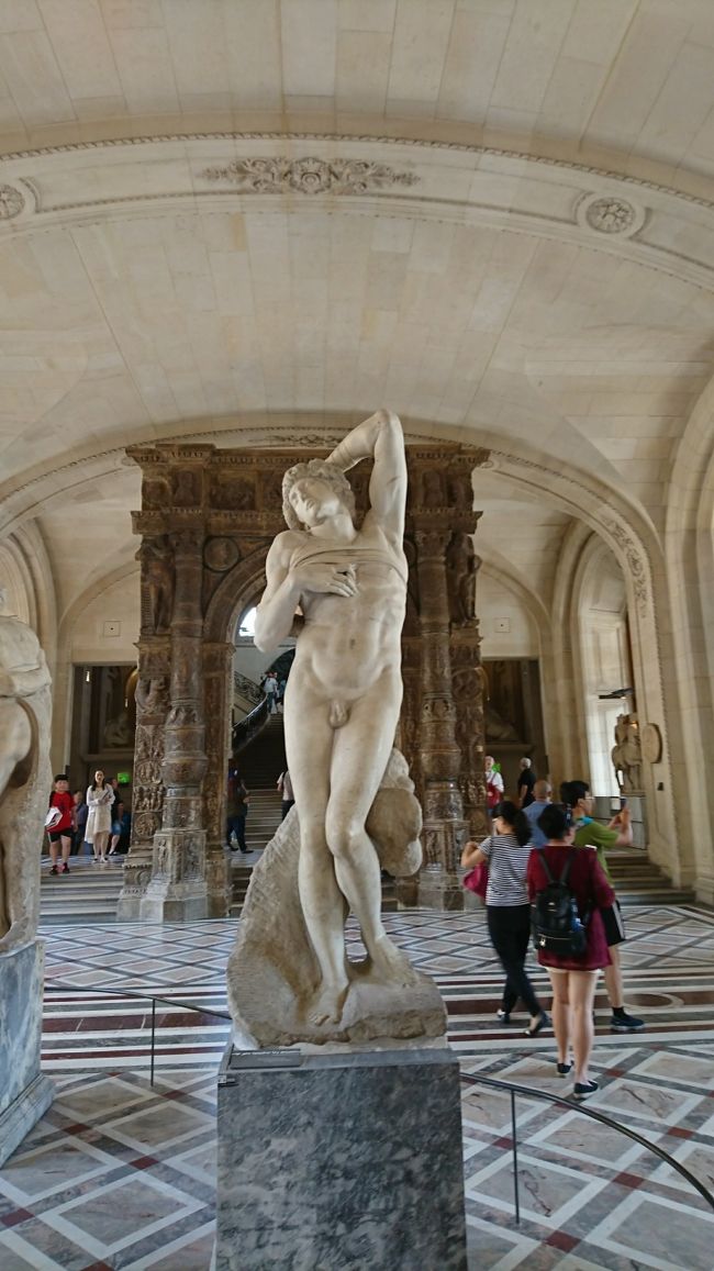 イタリアの彫刻の瀕死の奴隷です。