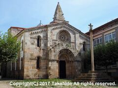 サンタ・マリア・デル・カンポ教会(Colexiata de Santa María do Campo)

1208年建立の教会です。写真のファサード(Fachada)は1899年に作られたものです。


サンタ・マリア・デル・カンポ教会：https://translate.googleusercontent.com/translate_c?depth=1&hl=ja&rurl=translate.google.com&sl=gl&sp=nmt4&tl=en&u=https://gl.wikipedia.org/wiki/Colexiata_de_Santa_Mar%25C3%25ADa_do_Campo&usg=ALkJrhhVzyEYOic00oeXl-G7arGUpbLxUw
ファサード：https://ja.wikipedia.org/wiki/%E3%83%98%E3%83%A9%E3%82%AF%E3%83%AC%E3%82%B9%E3%81%AE%E5%A1%94