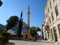 16世紀建造のモスク「カラジョズ・ベゴヴァ・ジャミーヤ」