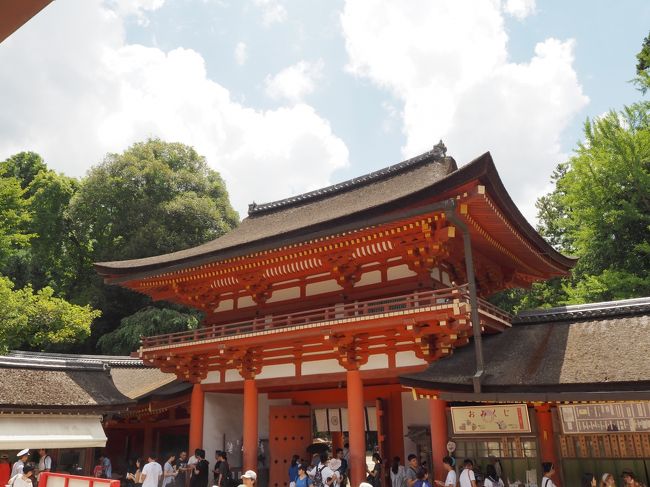 南門の方を振り返ります。