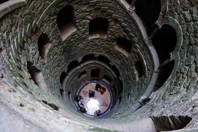 はい、こちらがイニシエーションの井戸です。