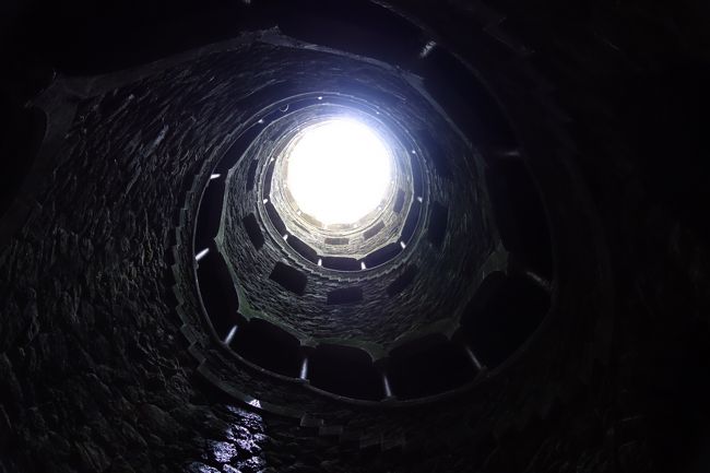 上からと下から。