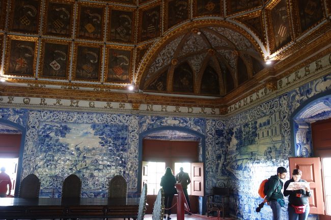 さて、メインの紋章の間。<br />ここは本当にすごい。