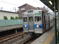 御花畑駅から秩父鉄道に乗ります。
秩父鉄道は人を乗せるより石灰石を乗せることを目的につくられたので
電子マネーに対応する気はないらしい。
