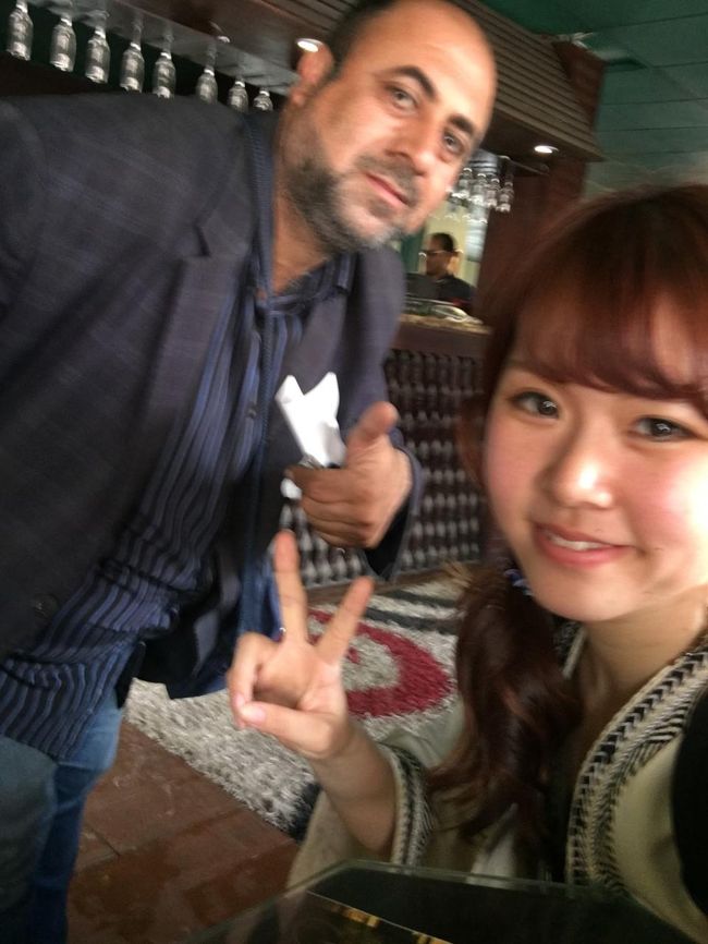 ここで、朝から運転してくれたhosnyとはお別れ。<br /><br />ありがとう！