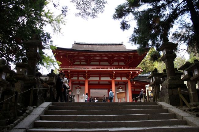 南門<br />春日大社正面の楼門