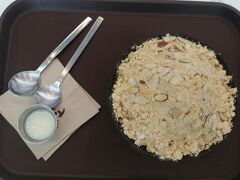 キメ空港に到着。
韓国でスマホを壊した妹との連絡手段もなく
「空港のソルビンで待ってる」
というメッセージを最後にして。

両替も妹のカードがレートがいいから
前回の釜山旅行で残った10000ｗを握りしめてソルビンに
一番安いきなこソルビンを注文。

メニューなどのハングルは読めるので注文も無事完了しました。
焦った