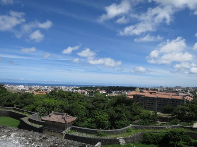 そして那覇では首里城でのんびり