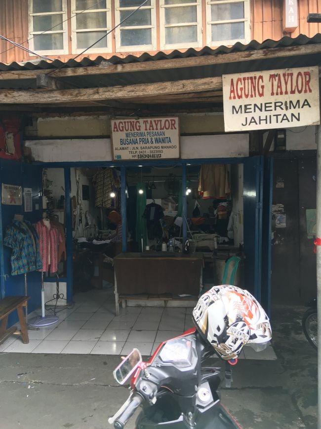 翌朝、１０時開店のマタハリデパートに駆け込むべく、出発