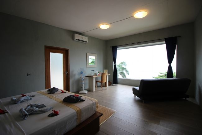 お部屋は広い。そしてWIFIサクサク。10ＧのSIM買ったのに～