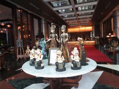 バティック屋巡りをする前にホテルにチェックイン
＠ロイヤル・スラカルタ・ヘリテージ・ソロ・Mギャラリー by ソフィテル