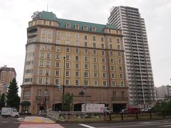 「ホテルモントレ札幌」
札幌も観光したかったので、じゃらんパックとは別に、こちらのホテルを予約しました。
