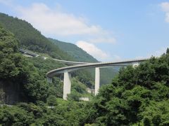 ダム分の高度を稼ぐために建設された
雷電廿六木橋（ループ橋）