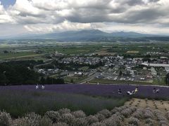 だんだんと雲が広がってきて天気が悪くなってきました。

どうも西側の方では雨が降ってる模様。