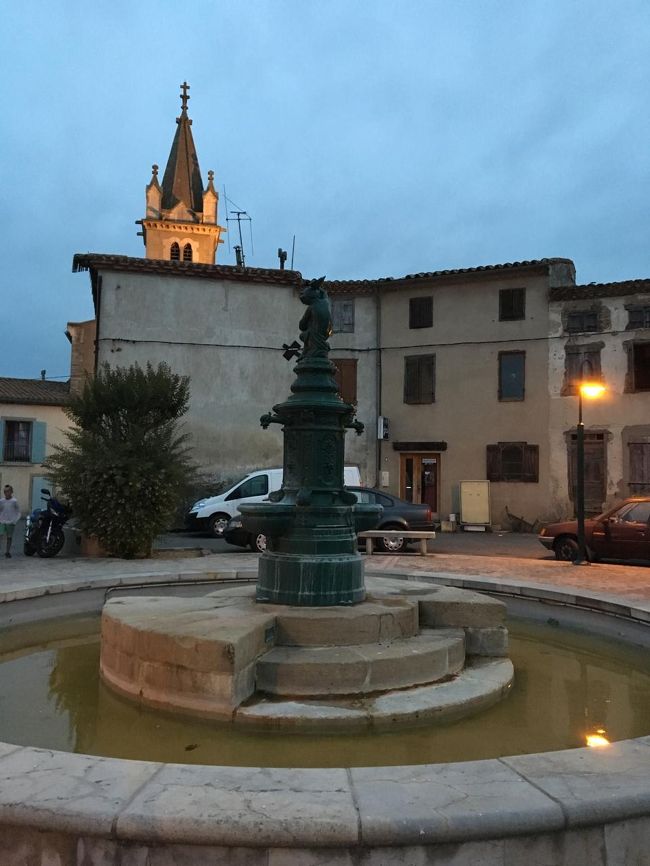 円形の町、ココは中心部。<br />１０分くらいで散策出来る町でした。