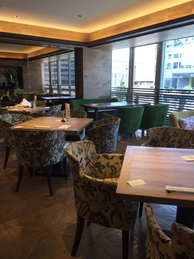 内装はなかなかオシャレ